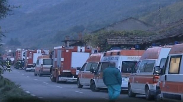 15 са загинали при взривяването на завода в Горни Лом