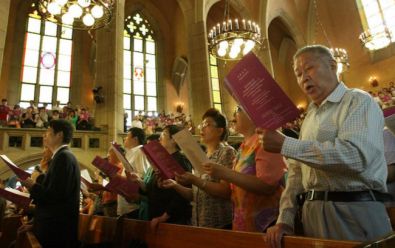 Оифициален Китай: Има опасност от разпространение на християнството