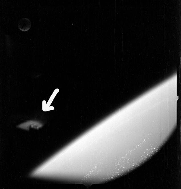 Извънземни наблюдавали първите ни опити за полети в Космоса (снимки)