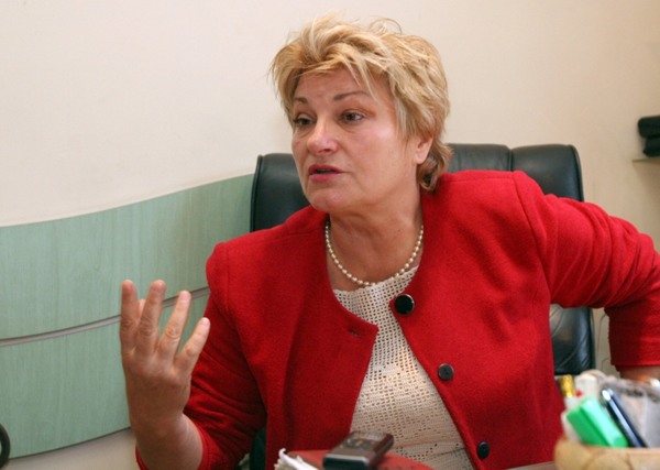 Адвокат Веска Волева: Петима използвачи управляват България
