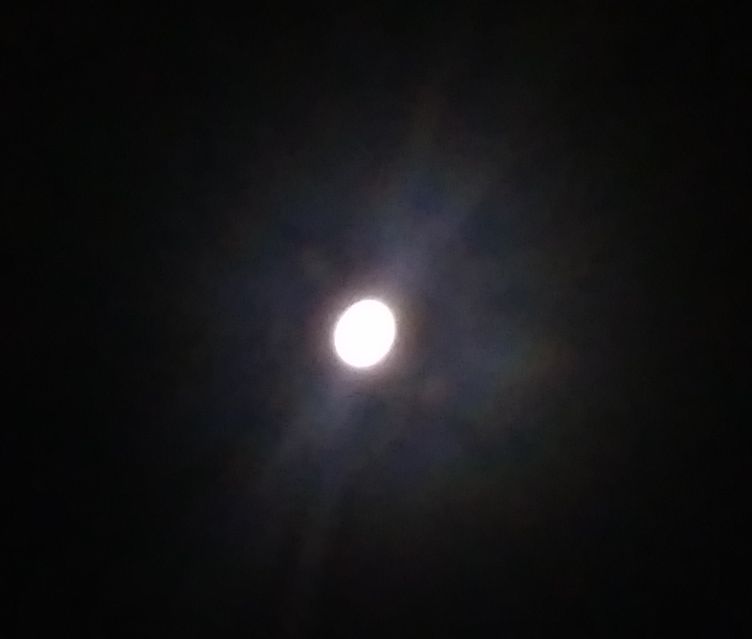 Суперлунието или Голямата Луна над Пловдивско