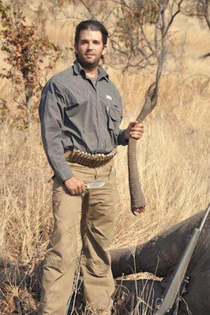 Синът на президента Тръмп с отрязана опашка на слон предизвика световна петиция на Avaaz
