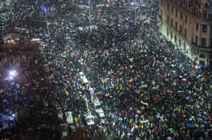 Румънците за пореден път изригнаха срещу корупцията по площадите, а ние – пак си блеем