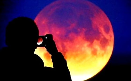 До две години над Китай се очаква да изгрее втора Луна – изкуствена