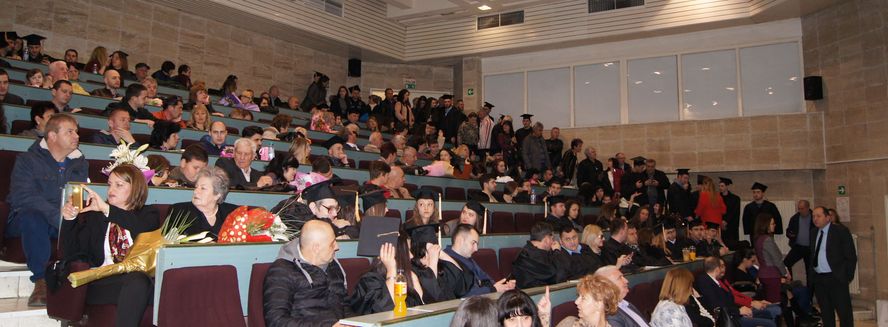На дипломирането: 115 абсолвенти от Техническия университет и 4 …студентски бебета